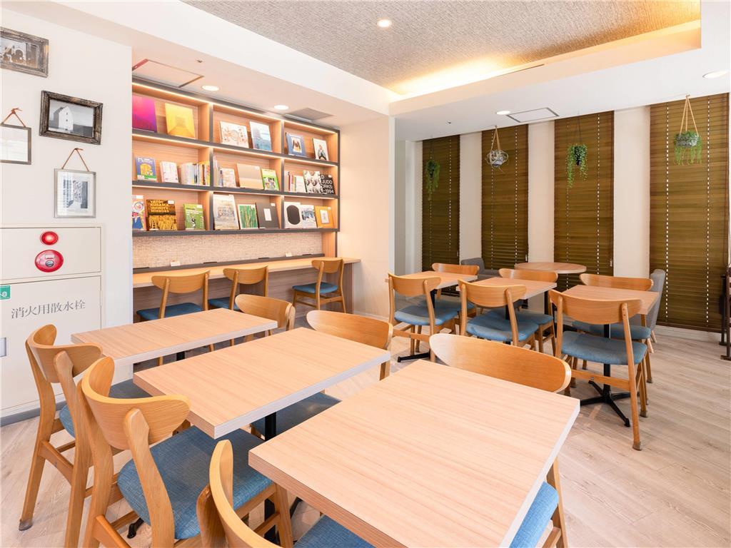 โรงแรมคอมฟอร์ท คิโยสุมิ ชิราคาวะ 3*